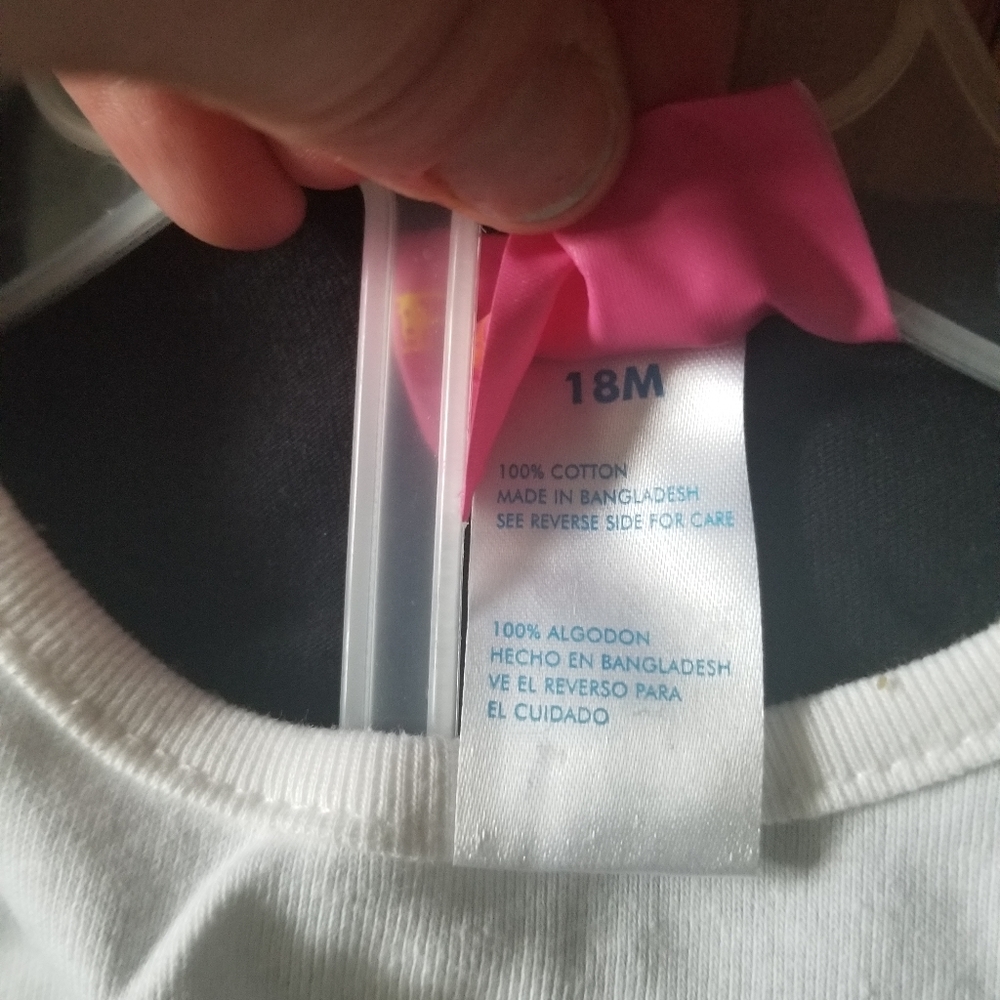 Outfit - Picture 2 of 2